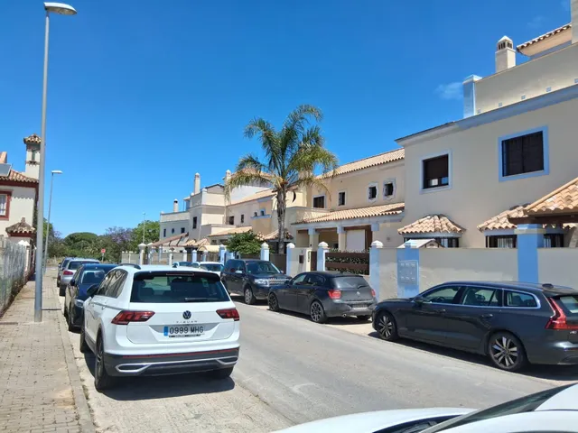 PARCELA URBANA EN LA ZONA DE LA JARA - foto 4
