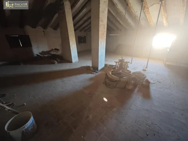 CASA EN CELLA — 36