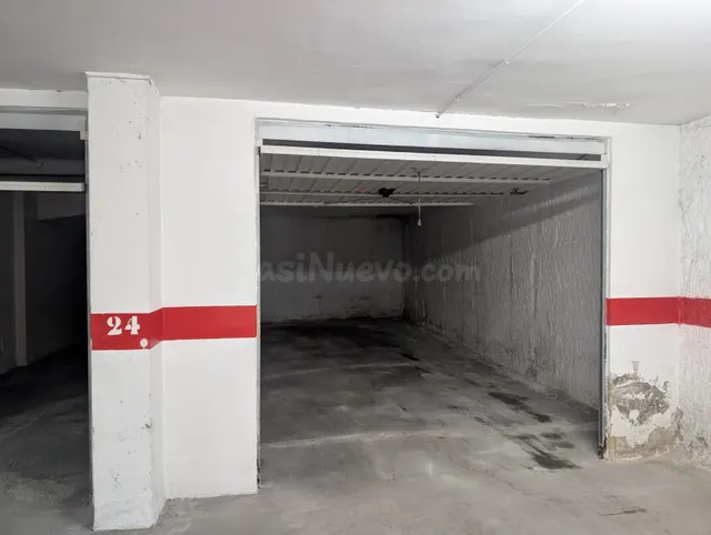 Amplia Plaza de Parking privado en Venta en Alzira - foto 3