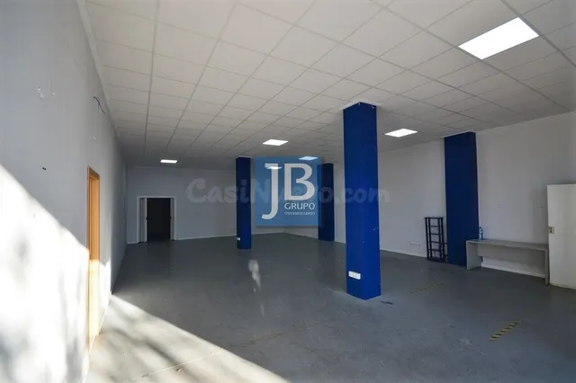 Nave industrial 337m² en alquiler - POLIGONO - foto 5