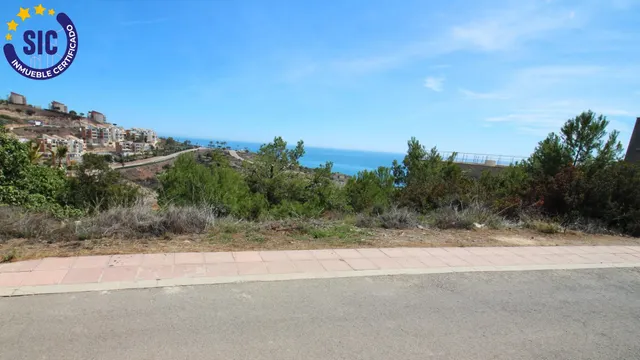 Parcela urbana con espectaculares vistas al mar — 6