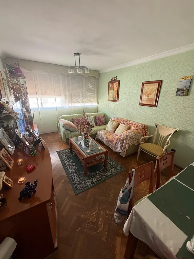VIVIENDA EN VENTA EN BARRIO SANT ILDEFONS EN CORNELLA DE LLO - foto 2
