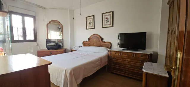 Práctico y cómodo piso en ciudad jardín — 18