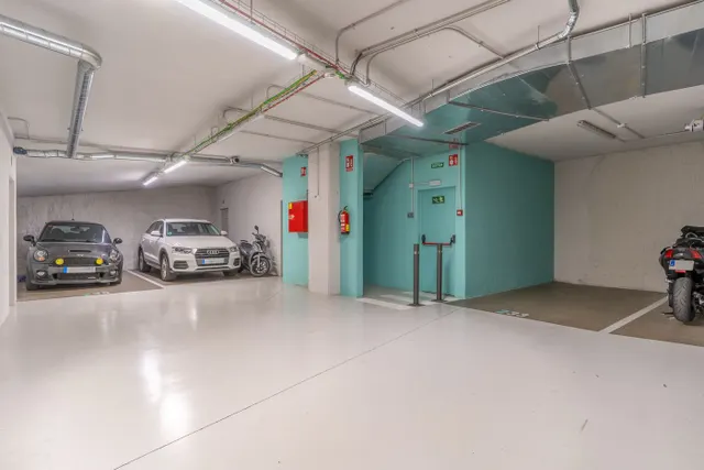 Parking 11m² en alquiler - Centro — 17
