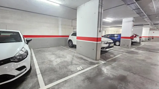 Arruzafilla. Espectacular piso de 4 dormitorios, 2 terrazas y 2 plazas de garaje — 37
