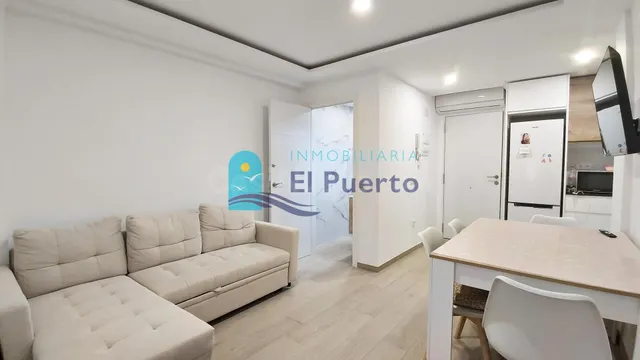 DOS APARTAMENTOS INDEPENDIENTES REFORMADOS A 50 METROS DE LA