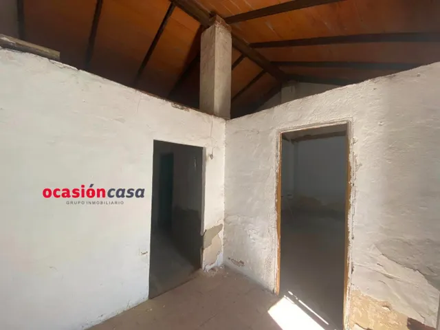 CASA DE 500 M2 A LA VENTA EN BELMEZ — 3