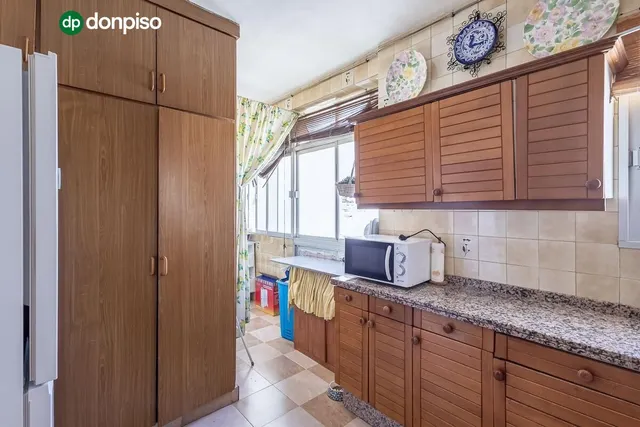 AMPLIO PISO JUNTO GRAN CAPITAN — 7