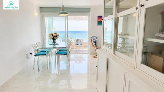 EXCLUSIVA VIVIENDA EN PRIMERA LÍNEA DE LA PLAYA DE SAN JUAN, CON JACUZZI Y VISTAS FRONTALES AL MAR — 8