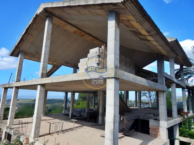 CHALET EN CONSTRUCCIÓN. ALBAIDA. — 5
