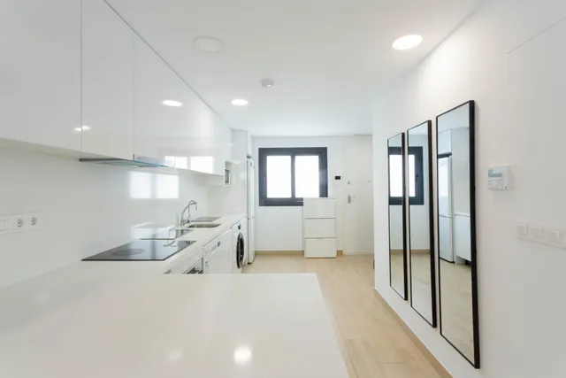 VIVIENDA ADOSADA A ESTRENAR — 11