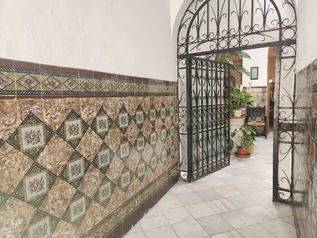 CASA SOLA EN UN LUGAR EMBLEMÁTICO - foto 3