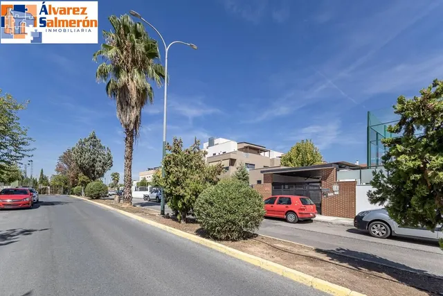 Piso con terraza en Albolote — 41