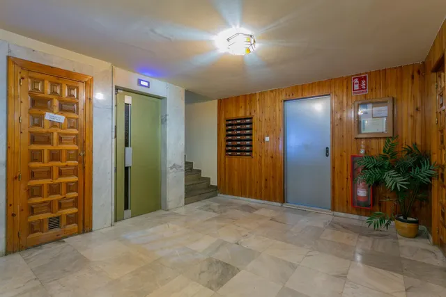 TRATESTERO EN VENTA EN EL CENTRO DE GRANADA — 7