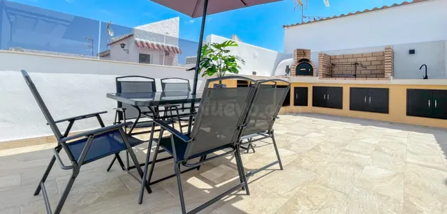 Casa 3 habitaciones 160m² en venta - Estacion de autobuses — 33