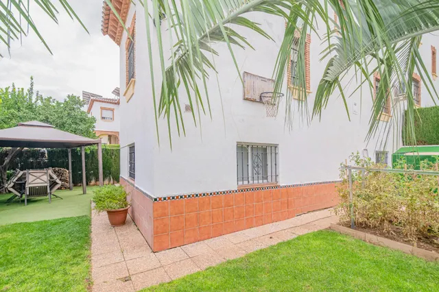 ¡AMPLIA CASA DE 4 DORMITORIOS, 3 BAÑOS Y CALEFACCIÓN CENTRAL EN LA ZUBIA! ✨ — 41