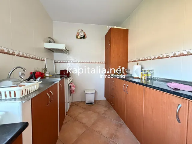 Casa con explotación agrícola en desuso — 6