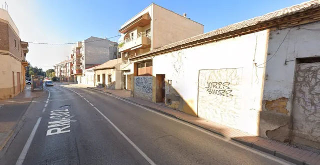 TERRENO URBANO EN PLENO CENTRO DE LA ALBERCA - foto 2