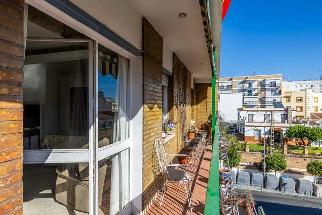 Piso completamente exterior en pleno centro de castilleja — 13