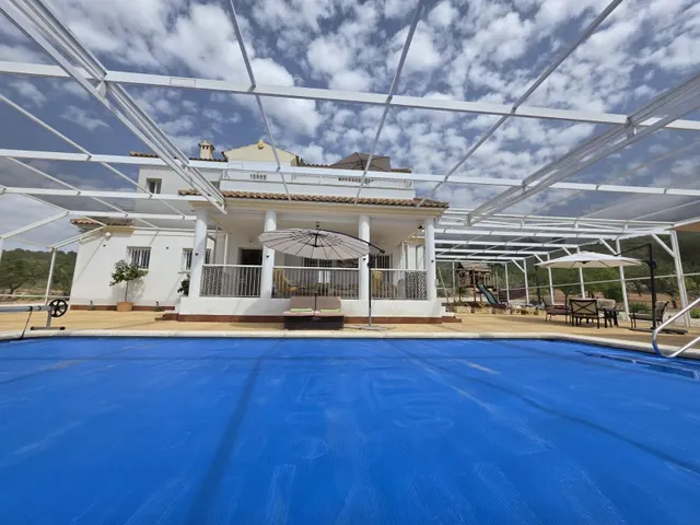 Villa 3 habitaciones 263m² en venta - Comunidad valenciana — 50