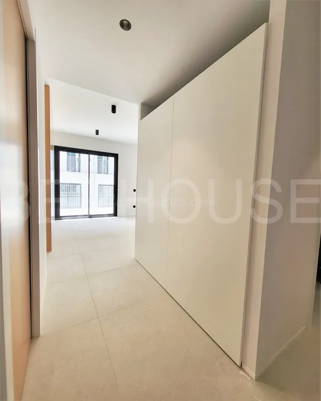 Magnífico ático dúplex con terraza de 31m2 y vistas al mar - foto 5