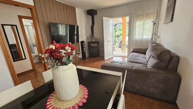 CASA A LA VENTA EN TORDERA, LISTA PARA ENTRAR A VIVIR, CON AMPLIA PARCELA Y ENTORNO NATURAL — 18