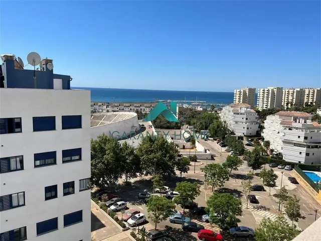 Ático dúplex en venta en Puerto de Estepona — 2