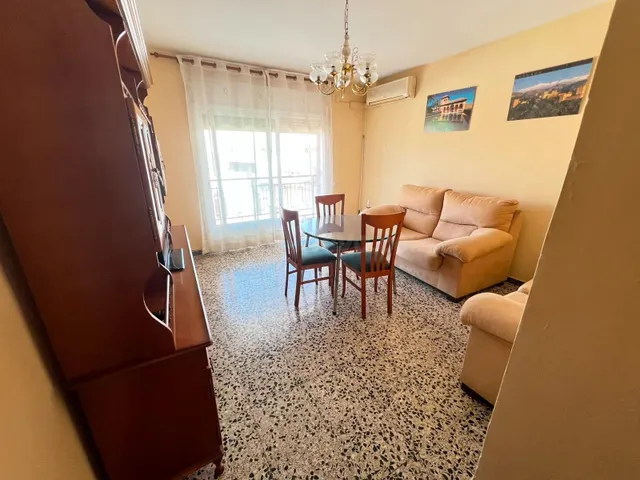 Amplio Piso en Almaden, Ideal para Entrar a Vivir por Solo € - foto 5