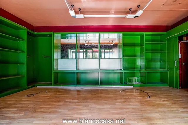 Bajo comercial en ubicación premium y con excelente iluminac - foto 5