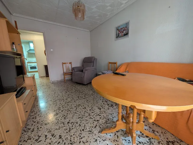4 DORMITORIOS ,,, PISO ,, CERCA DE LA UNIVERSIDAD — 16