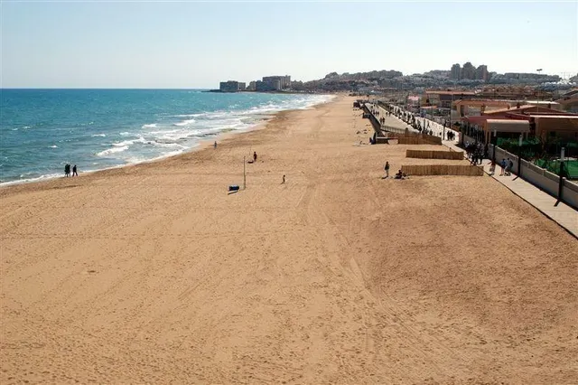Espectacular Piso Reformado con Vistas al Mar en La Mata - ¡Tu Refugio Mediterráneo! — 46
