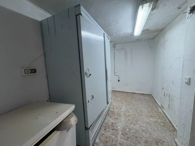 LOCAL COMERCIAL EN ALCORNOCALEJOS — 7