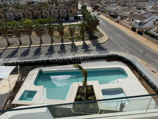 Planta baja 2 habitaciones 77m² en venta - Lomas de Cabo Roig — 4