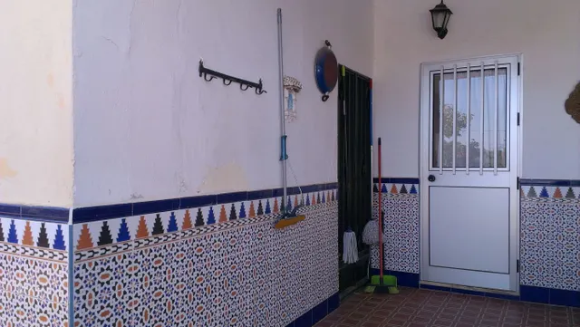 Venta de parcela con casa — 23