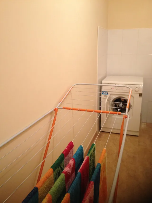 SE VENDE AMPLIO PISO, 138 M2, SEMINUEVO, TRASTERO, ASCENSOR, GARAJE. PARA ENTRAR A VIVIR — 5