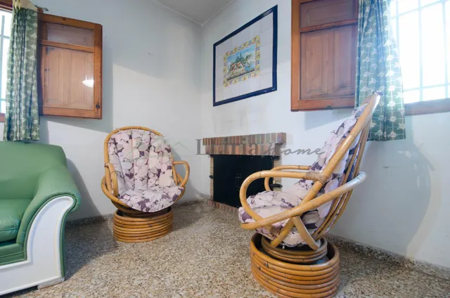 Ref. 04405.- EXCLUSIVA.- Chalet independiente con piscina en Urb. Camp Llíria. — 11