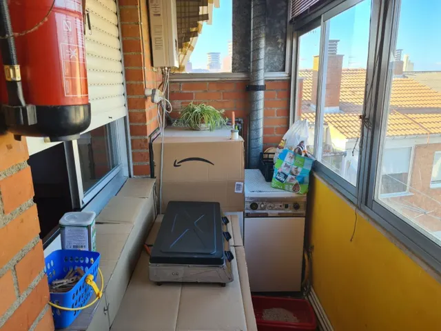SE VENDE AMPLIO PISO EN VALENCIA DE DON JUAN, COCINA, SALÓN,3 HAB., BAÑO, TERRAZA — 14