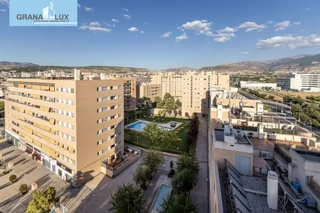 Ático dúplex en Campus de la Salud — 20