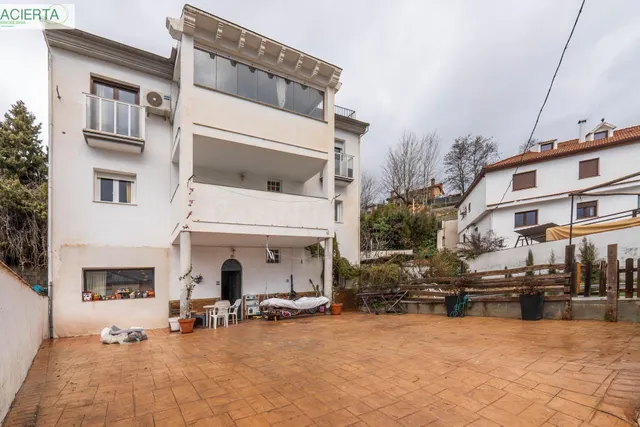 Casa independiente con piscina y vistas a Sierra Nevada en H - foto 4