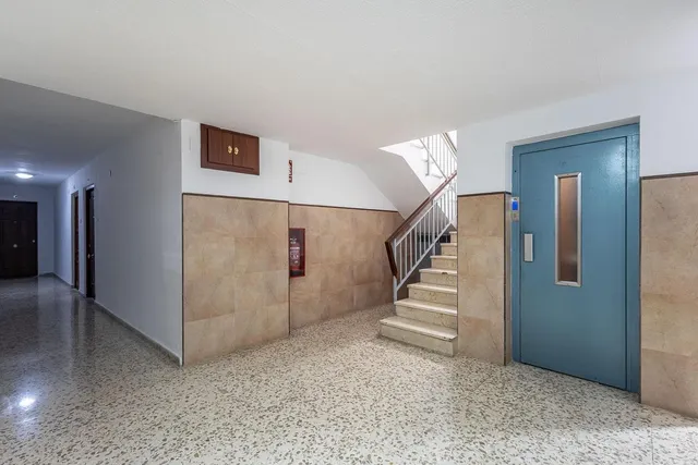 Piso reformado junto a triunfo — 17