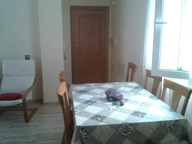 Se vende piso de tres dormitorios — 8