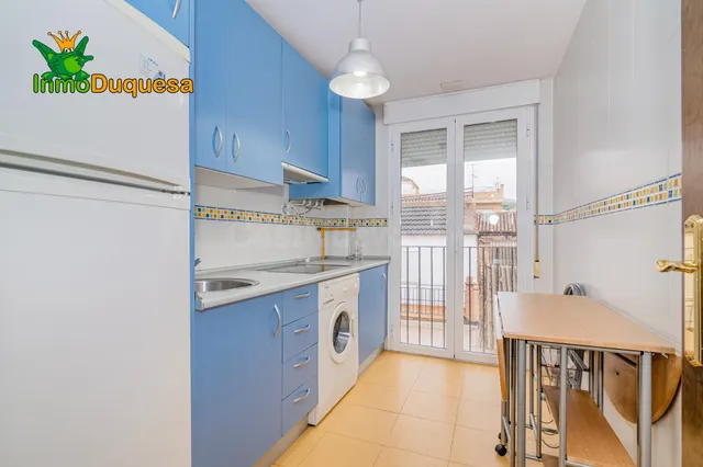 Piso de 1 Dorm. con PK + TR. (posibilidad de hacer 2º dorm.) - foto 2
