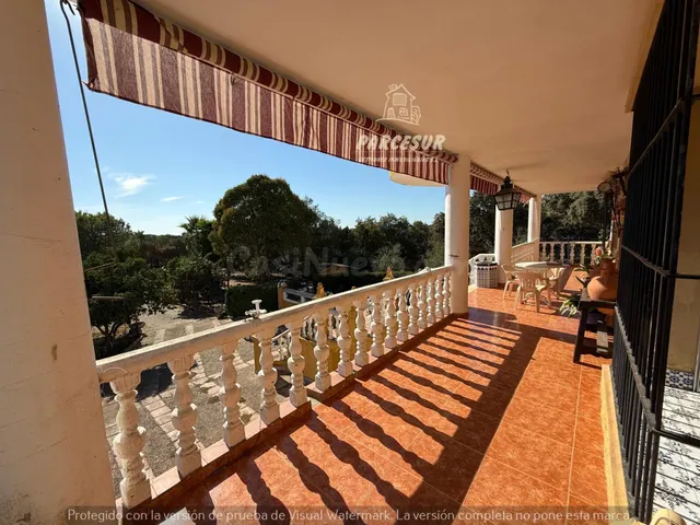 Casa con terreno en Córdoba con Piscina y Amplios Espacios - foto 5