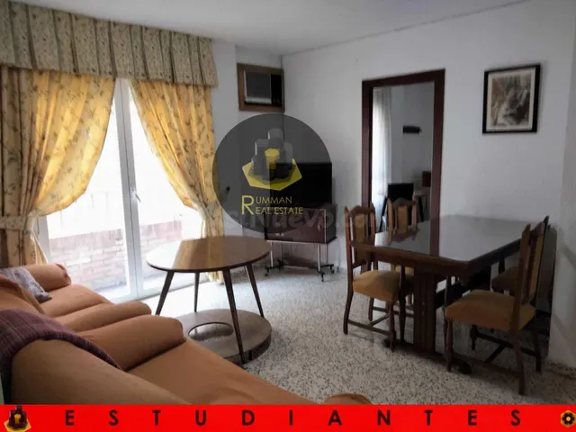 EST/ Piso de CUATRO dormitorios en Pajaritos