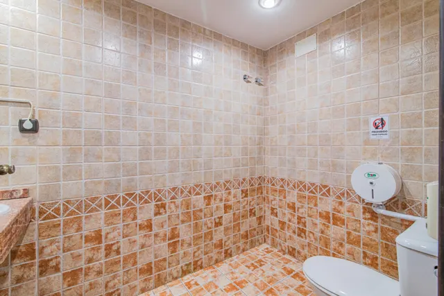 Se traspasa negocio de hosteleria en funcionamiento 12.000€ — 25