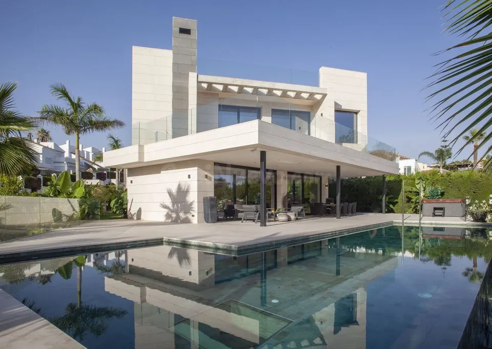Villa 7 habitaciones 1090m² en venta - Marina de Banus