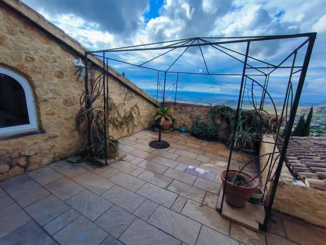 Amplio chalet independiente estilo clásico en zona Finestrat pueblo - www.inmobiliarialesdunes.com — 22