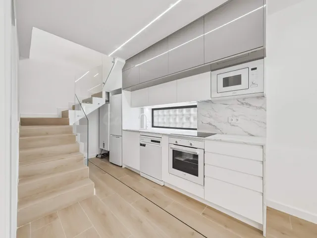 LUMINOSA VIVIENDA A ESTRENAR DE DOS PLANTAS EN COSLADA - foto 3