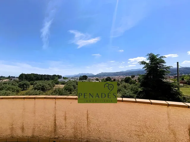 ESTUPENDA VILLA MUY CERCA DE LA POBLACIÓN — 17