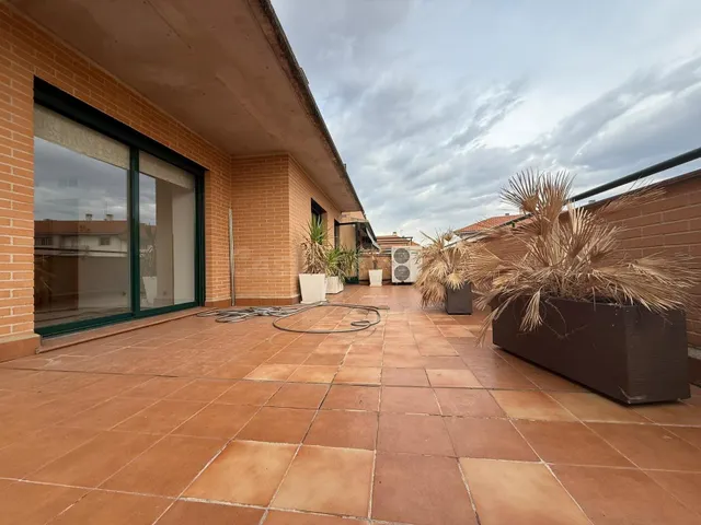 Piso 4 habitaciones 130m² en alquiler - Villanueva de la Cañ - foto 2